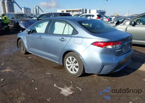 2022 Toyota Corolla Le z USA, uszkodzony, nr VIN JTDEPMAE6N3003753